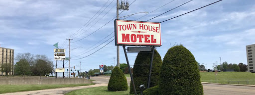 Townhouse Motel